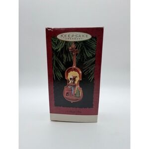 Hallmark Keepsake Ornament A Sharp Flat Violin Musical Mouse 1994 Handcrafted